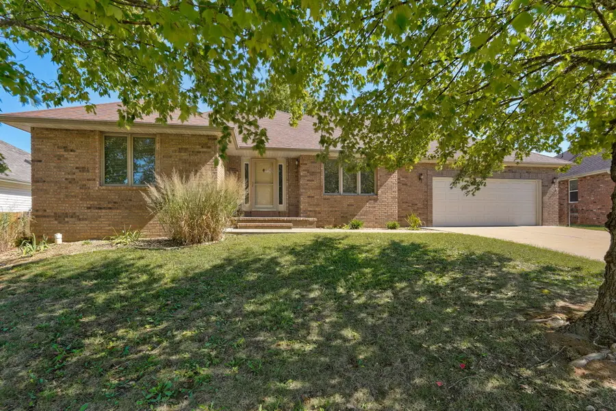 5126 S Sterling Court, Springfield, MO 65810 - #2