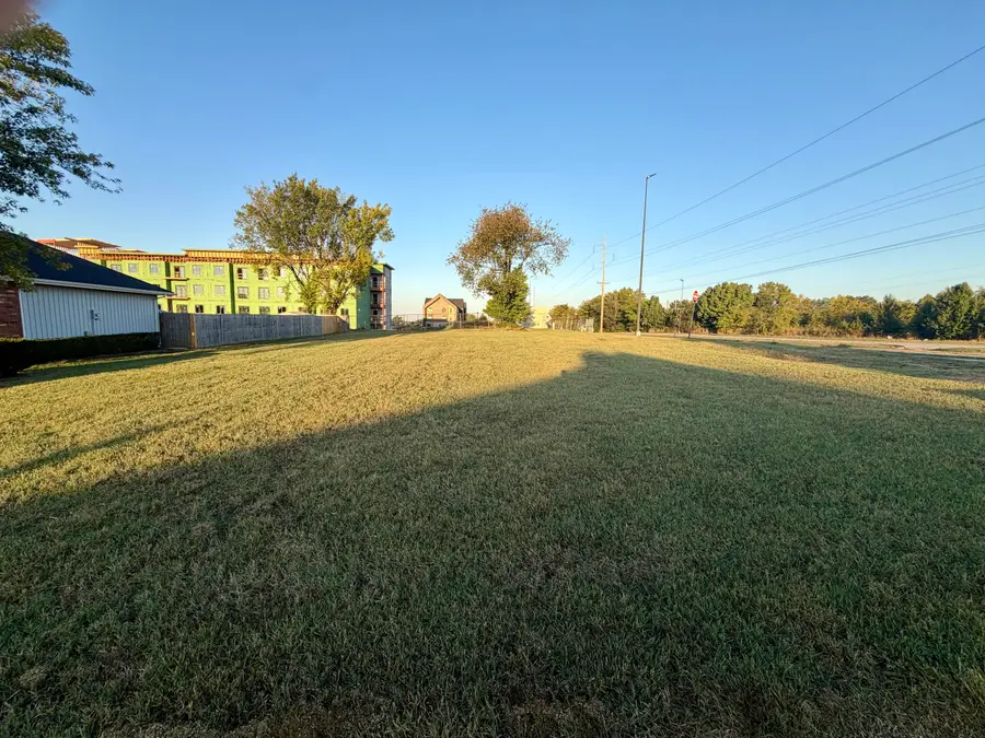 3009 S Palisades Drive, Springfield, MO 65807 - #3