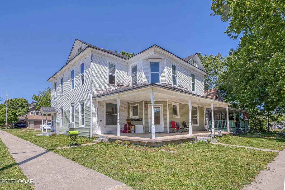 2028 S Wall Avenue, Joplin, MO 64804 - #1