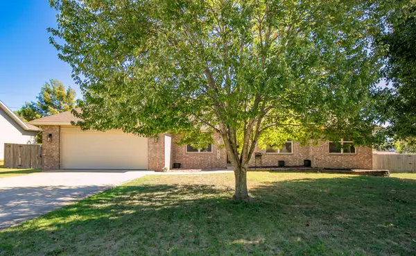 820 Mark Street, Willard, MO 65781