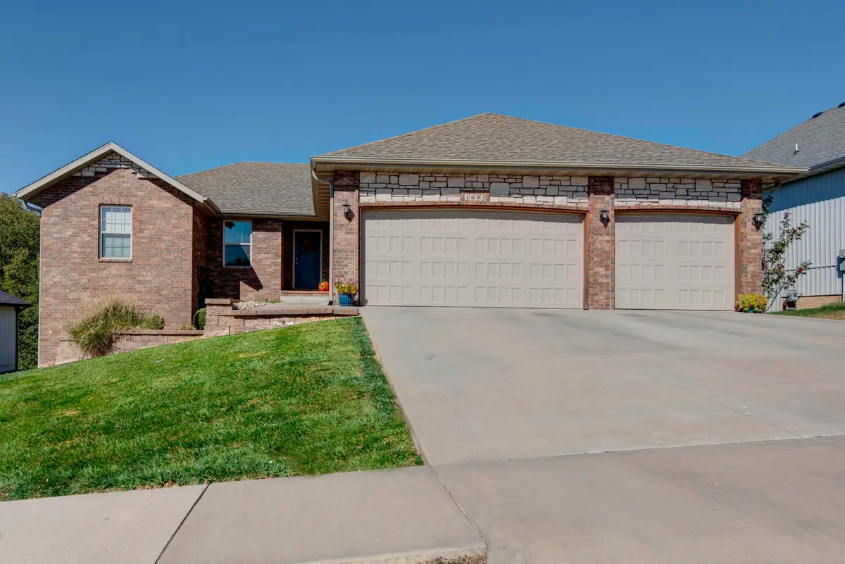 1093 E Lakota Street, Nixa, MO 65714 - #1