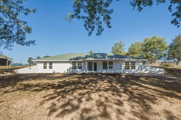 17655 Farm Road 1090, Cassville, MO 65625