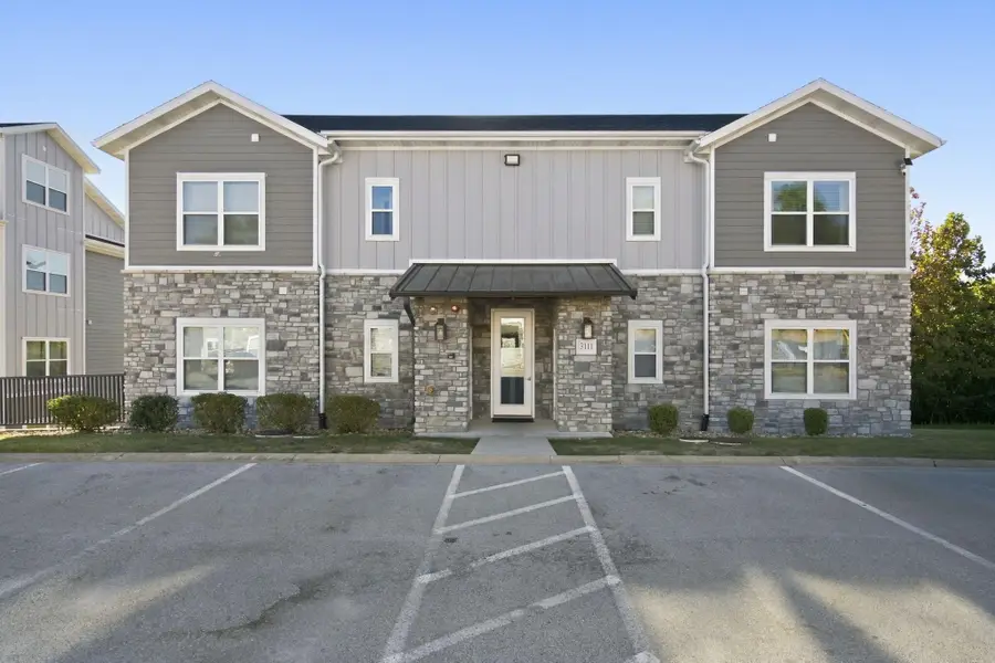 3111 S Vineyards Terrace #1, Branson, MO 65616 - #2