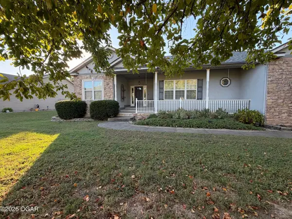 1910 N Cattails Drive, Joplin, MO 64801
