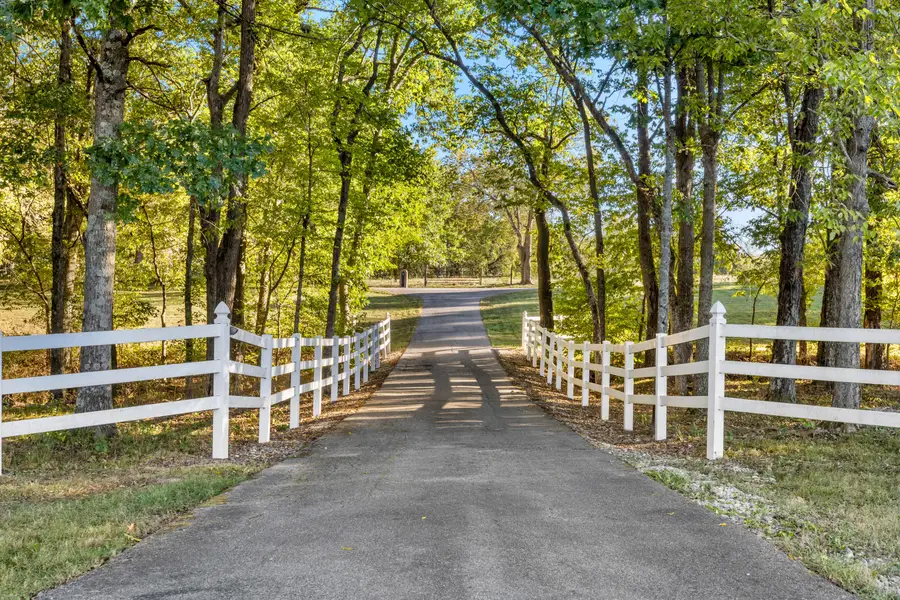 6991 W Old Sanders Road, Republic, MO 65738 - #2