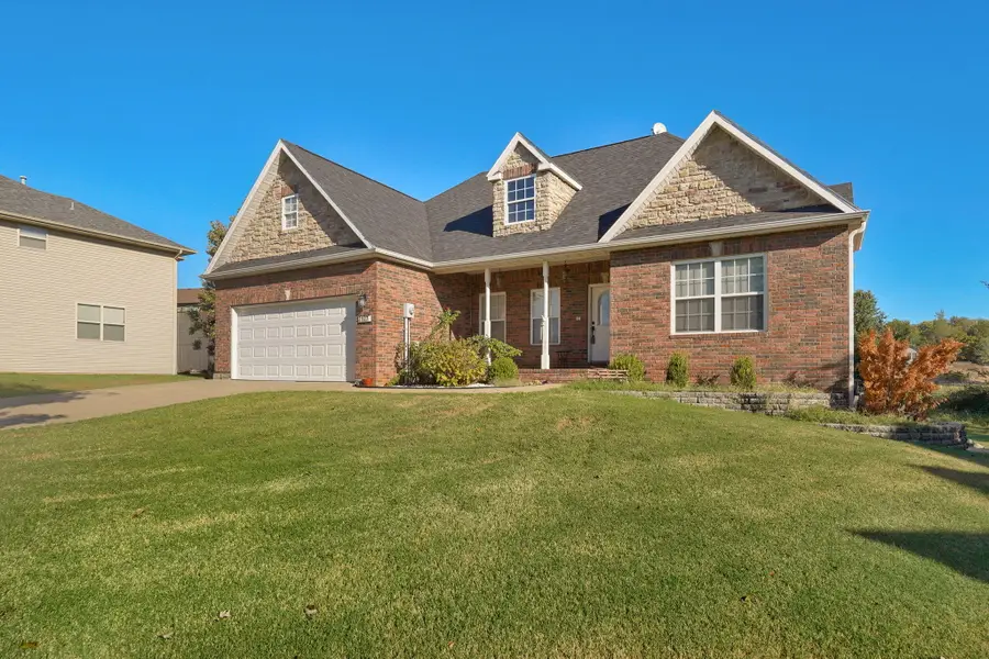 2127 N Williamsburg Lane, Ozark, MO 65721 - #3