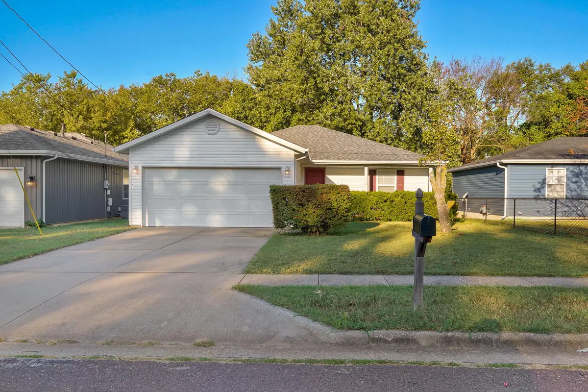 327 N Westport Avenue, Springfield, MO 65802 - #1