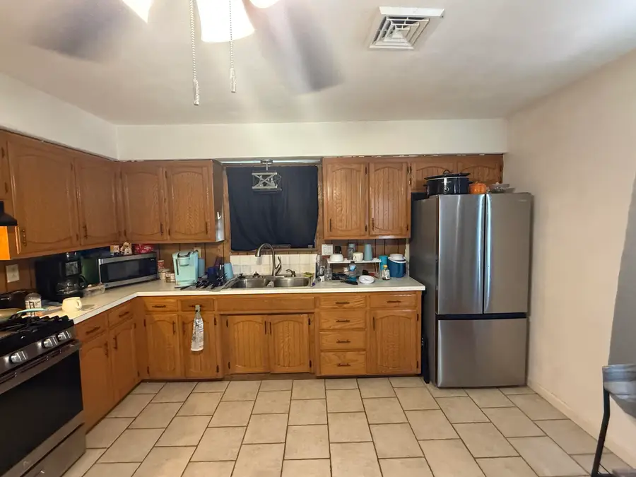 400 E Market Street, Diamond, MO 64840 - #3