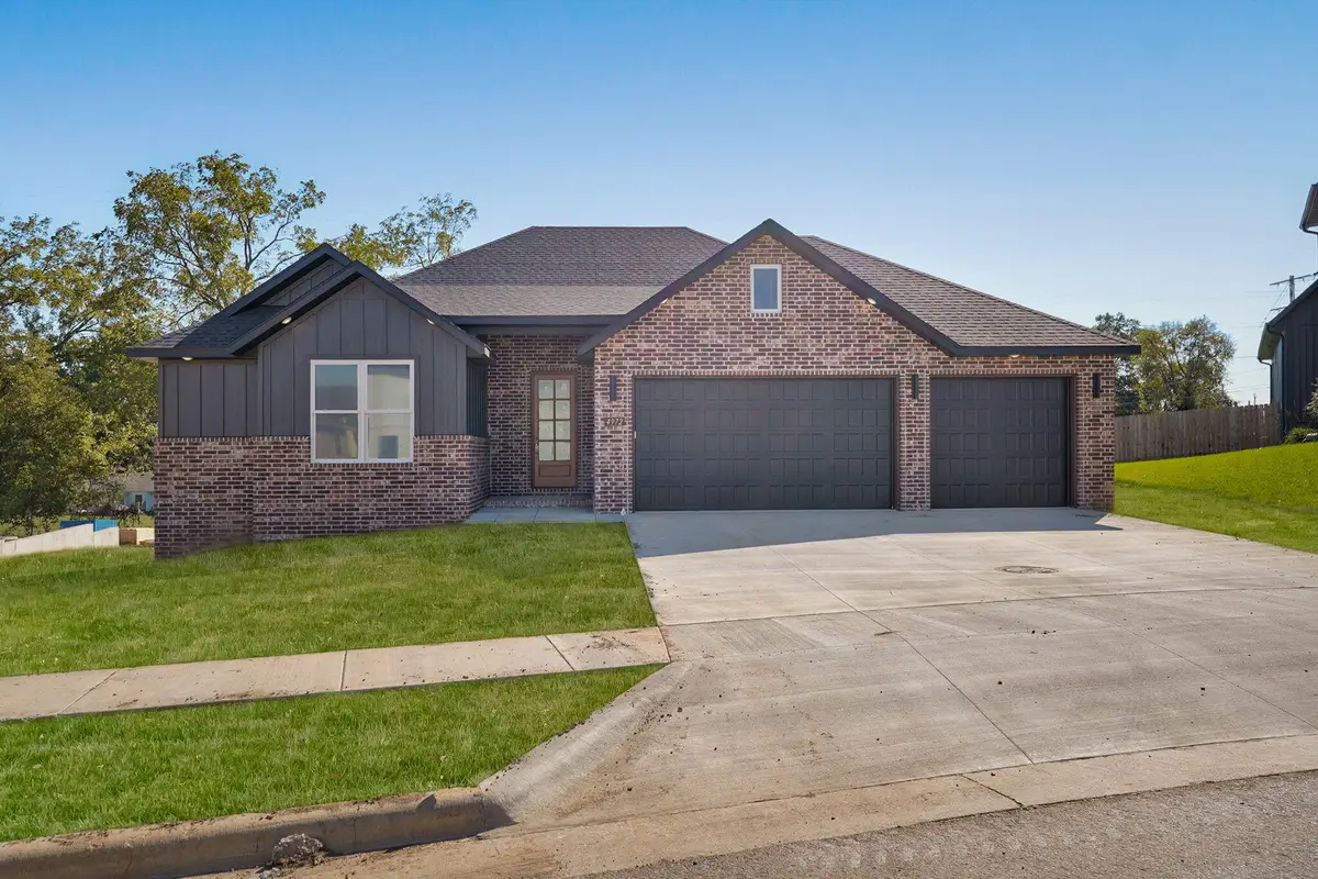 4972 S Sycamore Avenue, Springfield, MO 65810 - #1