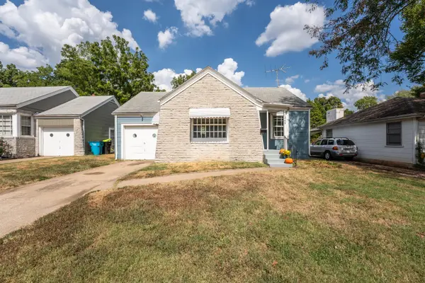 1349 E Stanford Street, Springfield, MO 65804