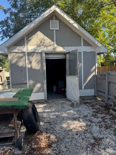 208 N Myrtle Street, Pierce City, MO 65723 - #3