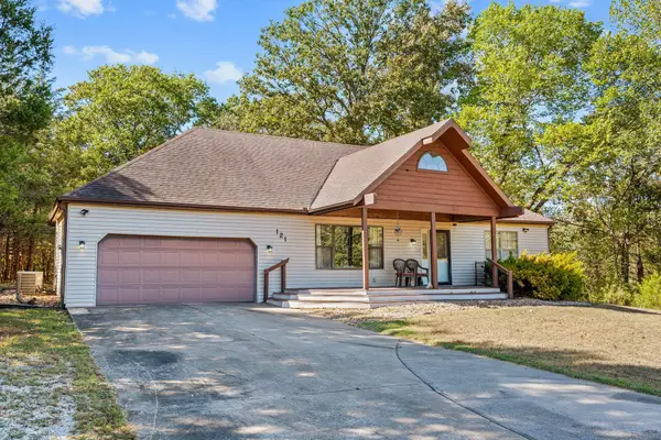 121 Whispering Oaks, Branson, MO 65616