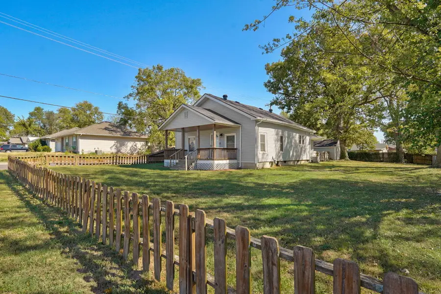 1352 N Ethyl Avenue, Springfield, MO 65802 - #3