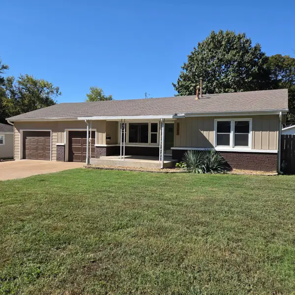 3049 S Parkview Avenue, Springfield, MO 65804
