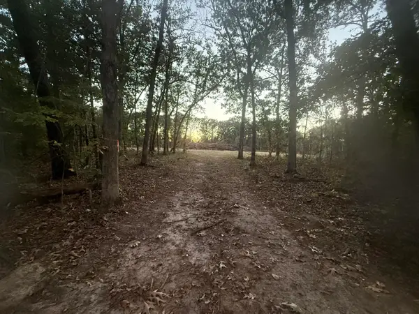 000 E Farm Rd 52, Fair Grove, MO 65648