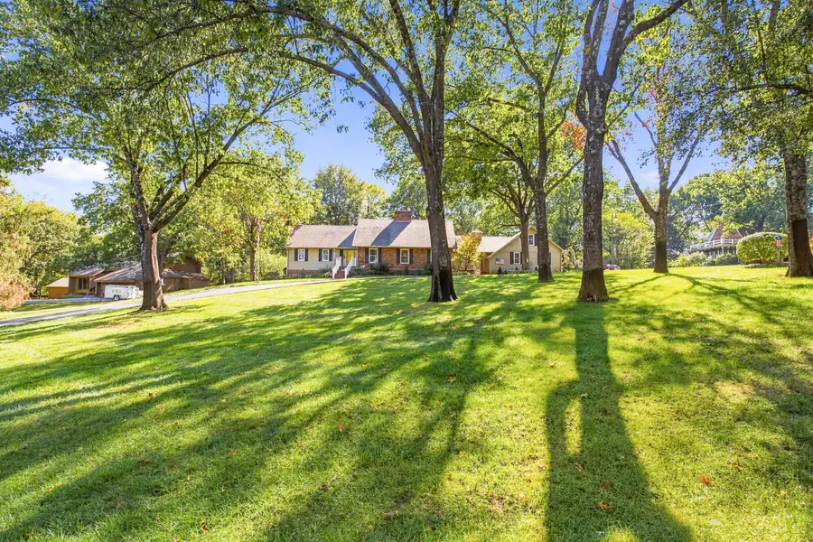 2268 W Whitten Road, Carthage, MO 64836 - #2