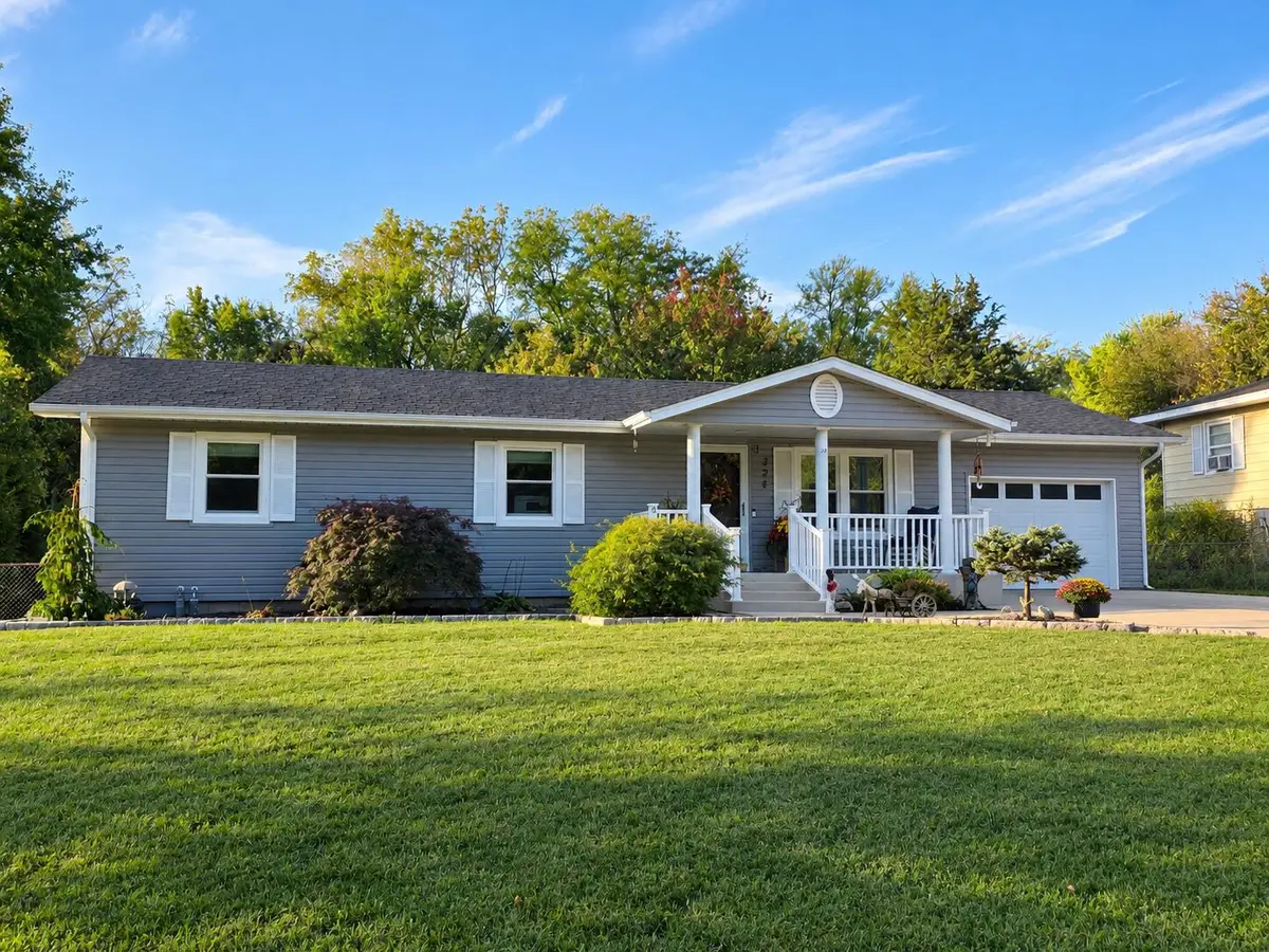 324 Young Drive, Marshfield, MO 65706 - #1
