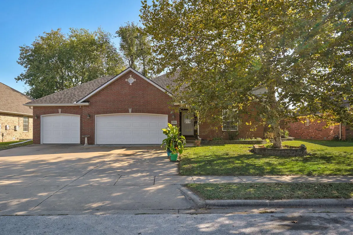 374 E Sequoia Street, Republic, MO 65738 - #1