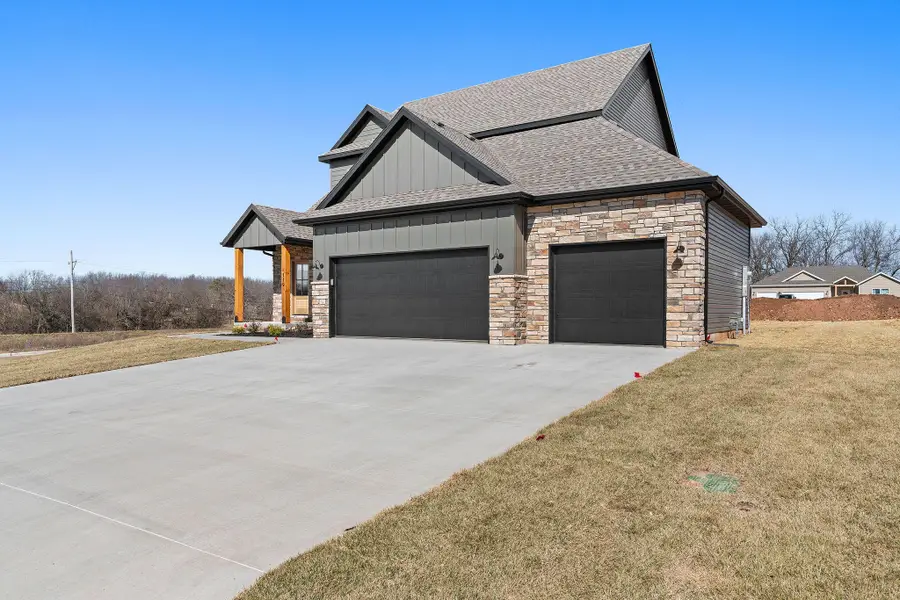174 E Kelce Lane, Republic, MO 65738 - #3
