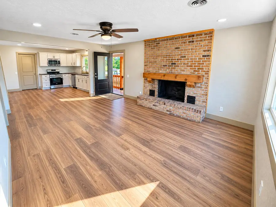 209 S Magnolia Street, Fair Play, MO 65649 - #3
