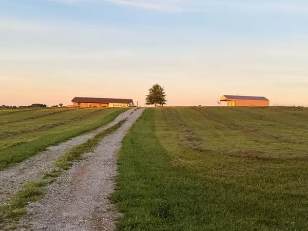 450 State Highway V, Seymour, MO 65746