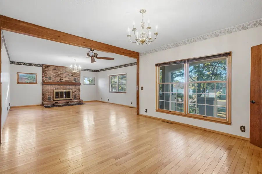 1000 E Sycamore Street, Monett, MO 65708 - #2