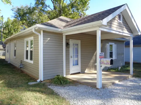 2951 W Lincoln Street, Springfield, MO 65802