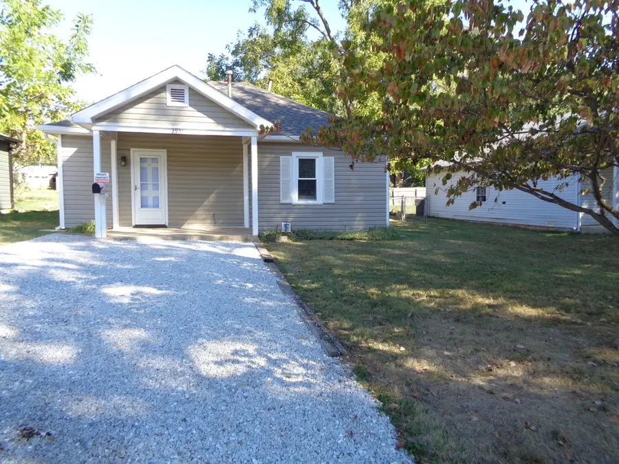 2951 W Lincoln Street, Springfield, MO 65802 - #2