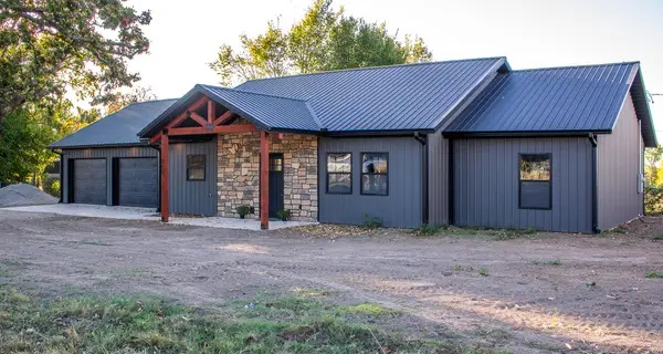 509 E Highway Dd, Miller, MO 65707