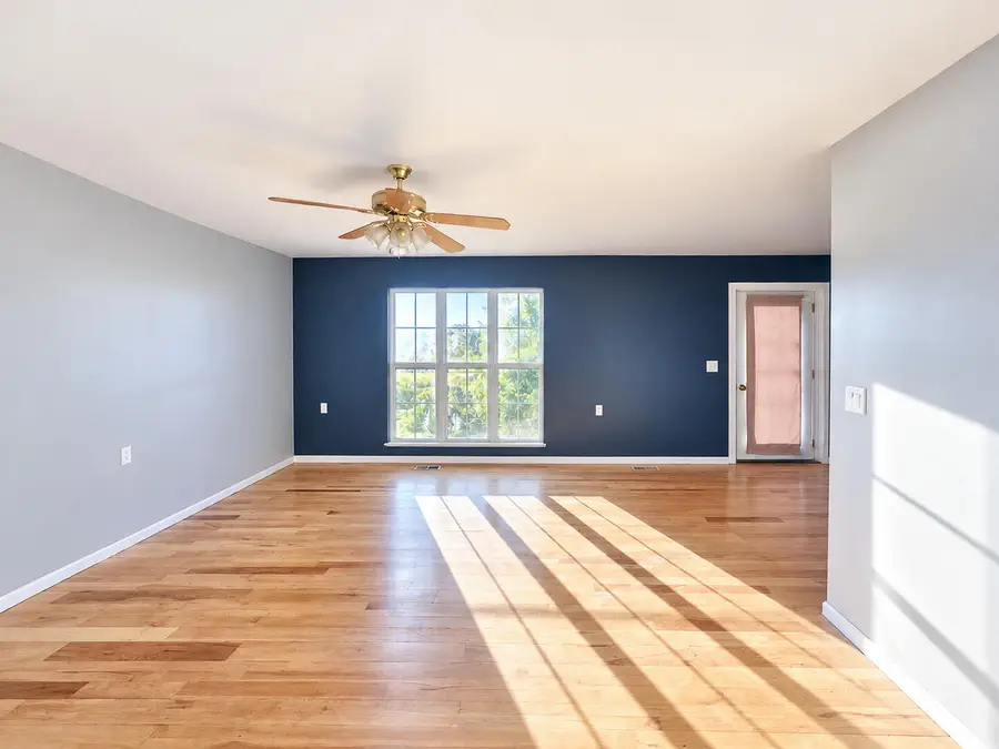 1607 South State Route 17, Mountain View, MO 65548 - #2
