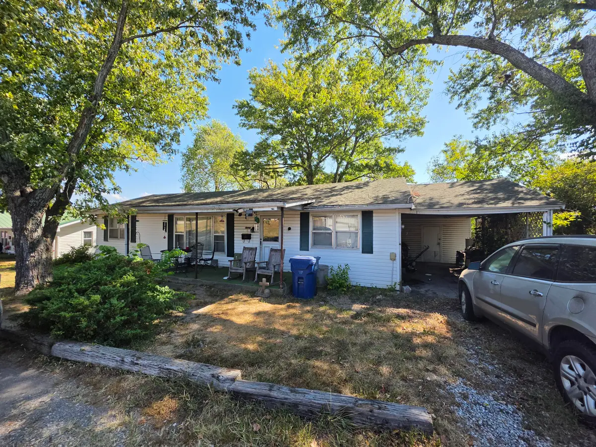 200 Park Street, Houston, MO 65483 - #1