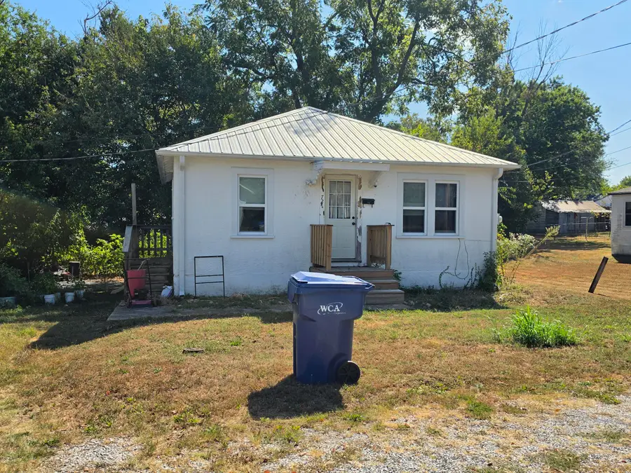 200 Park Street, Houston, MO 65483 - #3