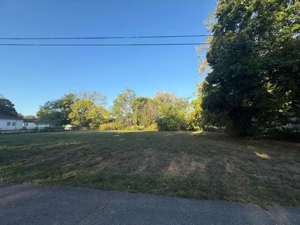 105 S Euclid Avenue, Marionville, MO 65705