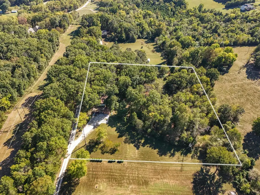 163 S Redbird Lane, Nixa, MO 65714 - #3