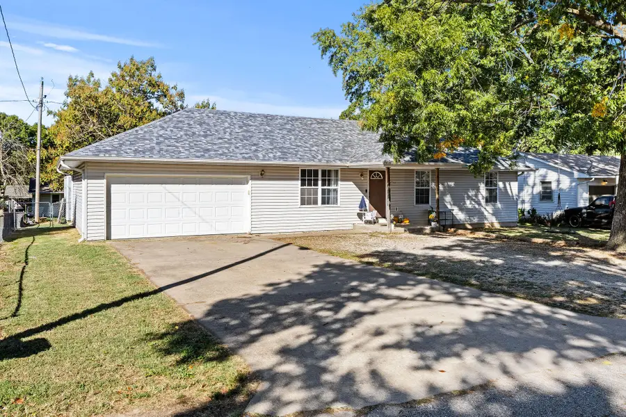 109 N Westview Drive, Marionville, MO 65705 - #2