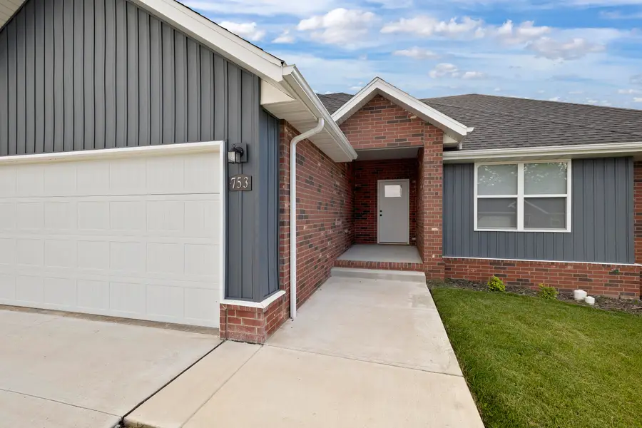 753 E Penzance Circle, Nixa, MO 65714 - #3