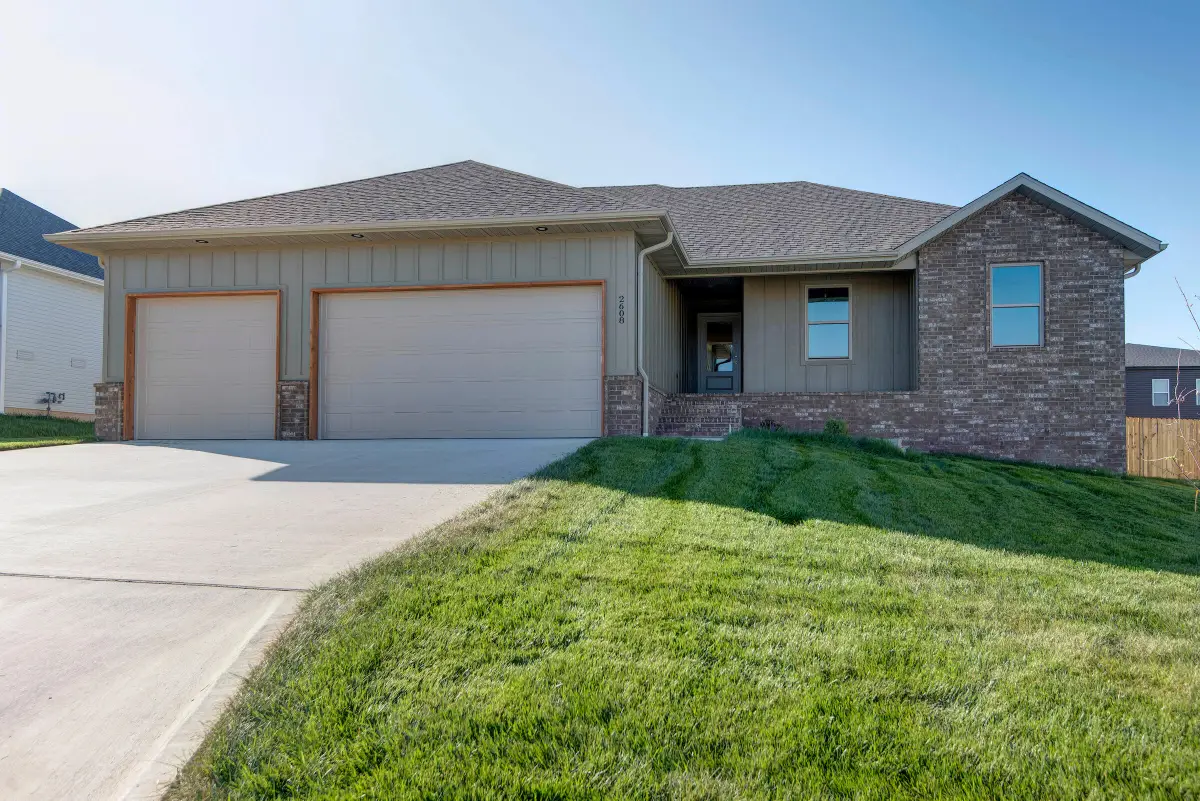 2608 W Pigeon Drive, Ozark, MO 65721 - #1