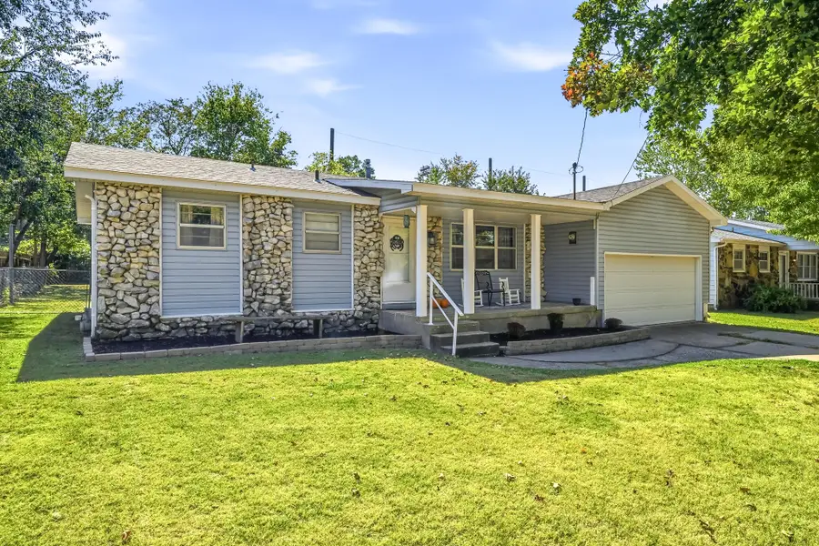2904 E Bergman Street, Springfield, MO 65802 - #2