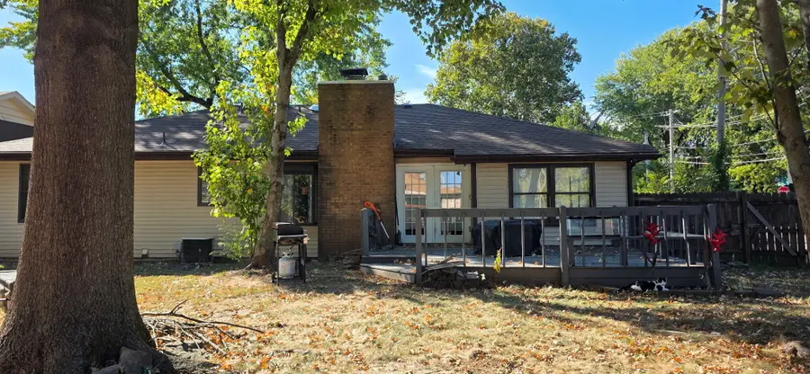 712 S Barnes Avenue, Springfield, MO 65802 - #2