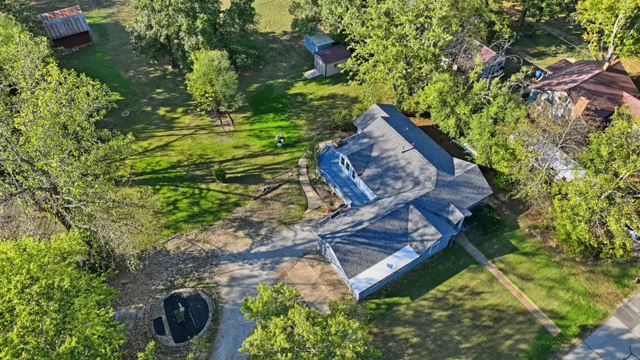 1110 Hawthorn Street, Houston, MO 65483 - #2