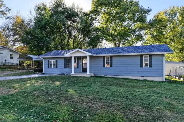 429 N Mill Street, Marshfield, MO 65706