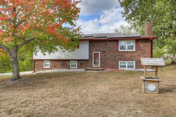 2905 Southern Hills Drive, Joplin, MO 64804