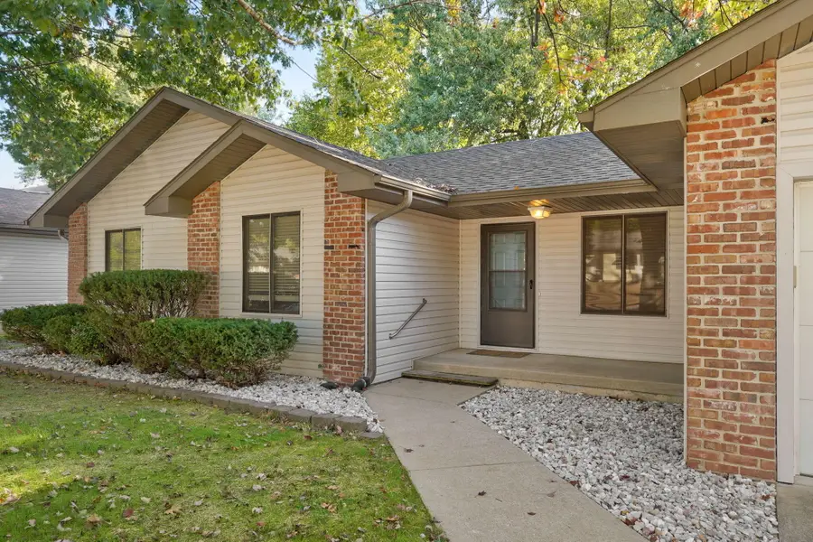238 S Lulwood Avenue, Springfield, MO 65802 - #3