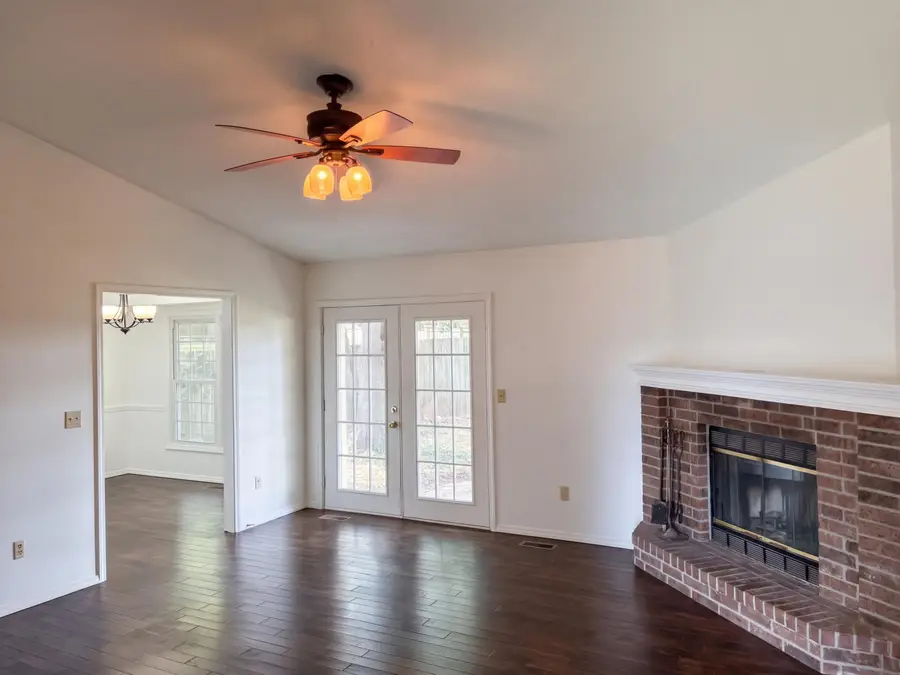 3651 S Meadowlark Avenue, Springfield, MO 65807 - #2