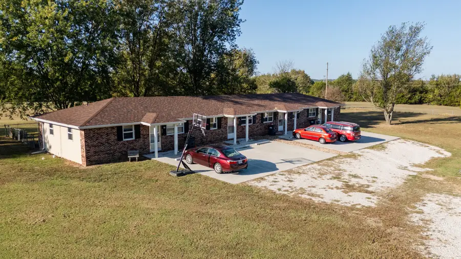 241 N Northview Circle, Fair Grove, MO 65648 - #2