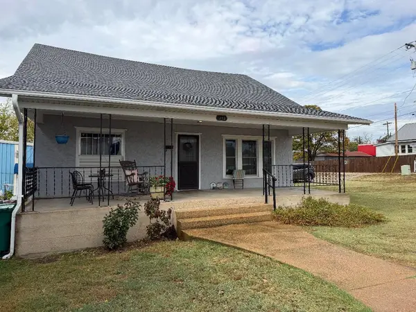 205 N Maple Street, Mountain Grove, MO 65711