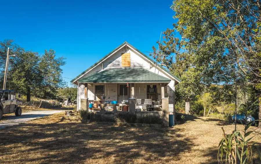 5211 S 105th Road, Morrisville, MO 65710 - #2