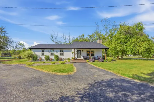 2256 E 15th Street, Carthage, MO 64836