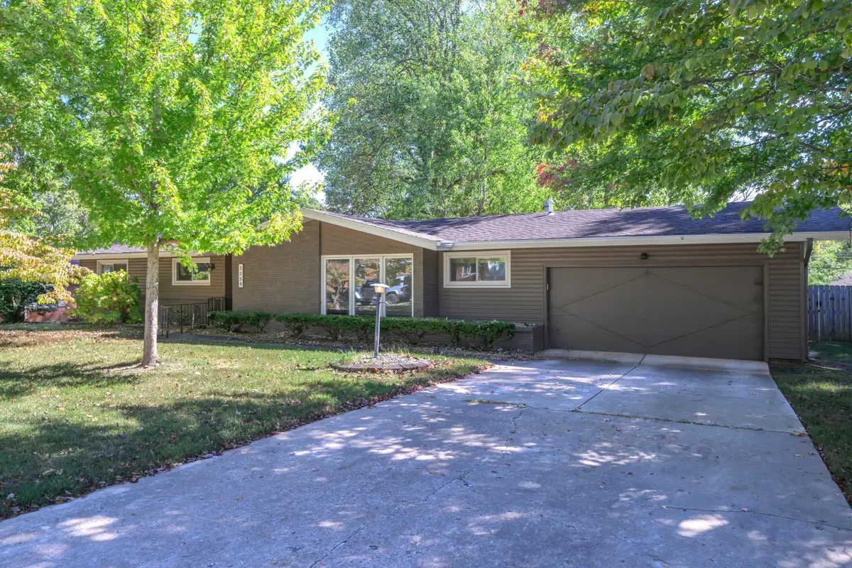 2258 E Mirabeau Street, Springfield, MO 65804 - #1