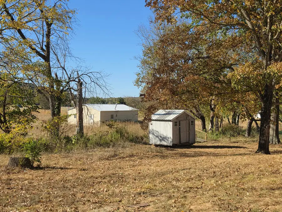 3905 W Farm Road 2, Brighton, MO 65617 - #3